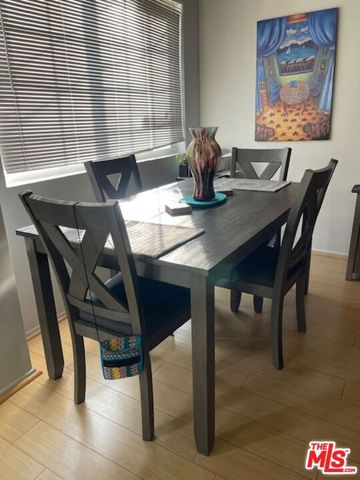 12205 GORHAM Avenue 12, Los Angeles, CA 90049