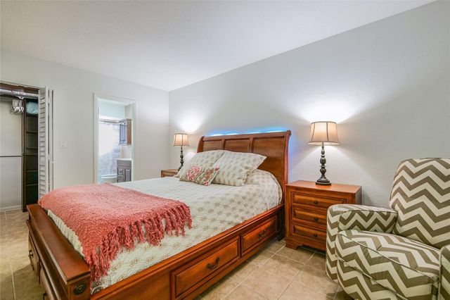 4421 NW 16th St 206-G, Lauderhill, FL 33313