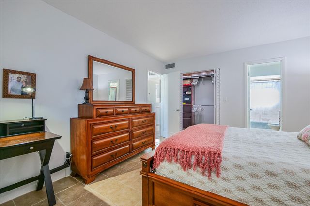 4421 NW 16th St 206-G, Lauderhill, FL 33313