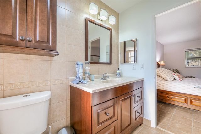 4421 NW 16th St 206-G, Lauderhill, FL 33313