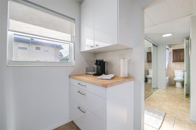 4421 NW 16th St 206-G, Lauderhill, FL 33313