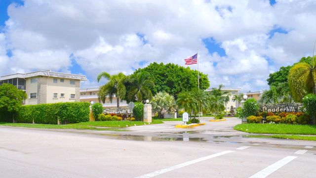 4421 NW 16th St 206-G, Lauderhill, FL 33313