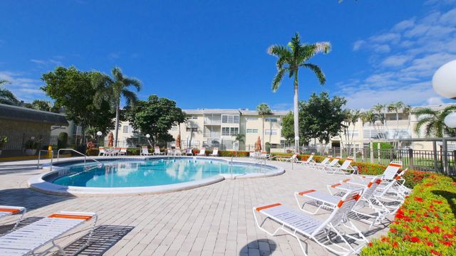 4421 NW 16th St 206-G, Lauderhill, FL 33313