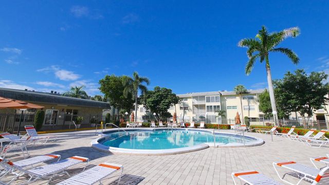 4421 NW 16th St 206-G, Lauderhill, FL 33313