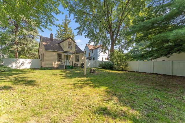 40 Belvidere Street W, Saint Paul, MN 55107