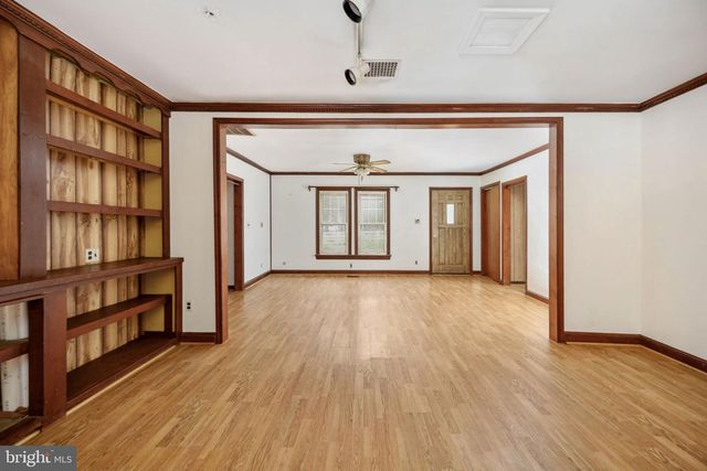 1881 FAIRPORT RD, Reedville, VA 22539