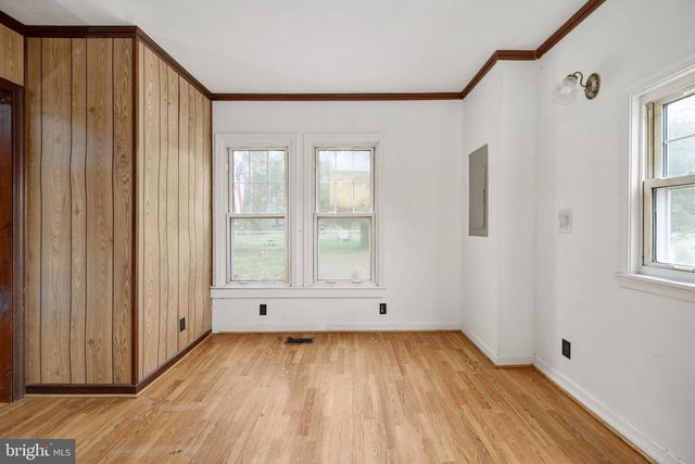 1881 FAIRPORT RD, Reedville, VA 22539