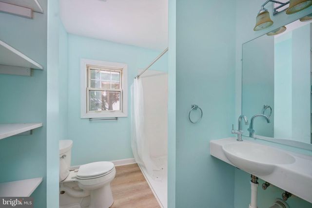 1881 FAIRPORT RD, Reedville, VA 22539