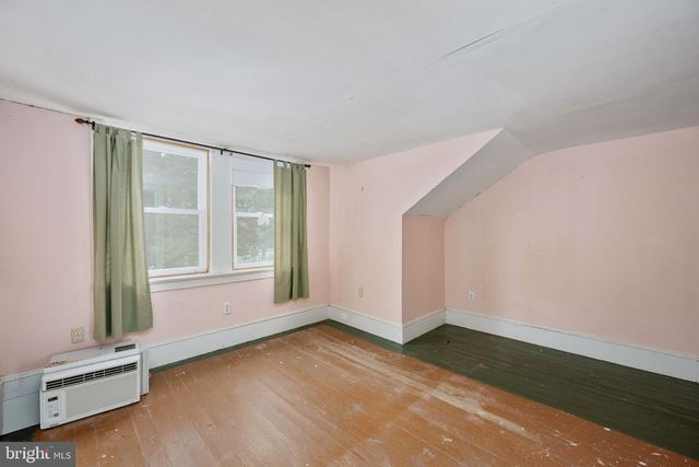 1881 FAIRPORT RD, Reedville, VA 22539