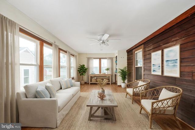 1881 FAIRPORT RD, Reedville, VA 22539