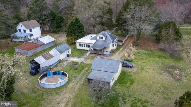 1881 FAIRPORT RD, Reedville, VA 22539