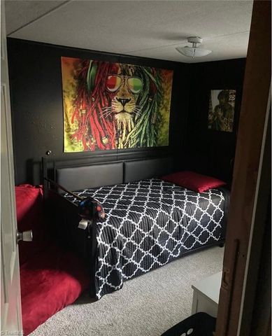 2658 Valleyspring Road, Kernersville, NC 27284