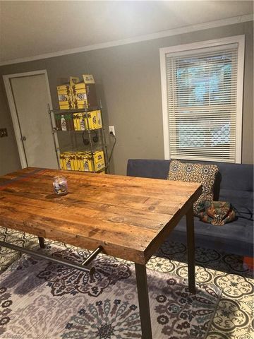 2658 Valleyspring Road, Kernersville, NC 27284