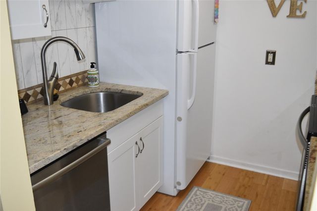 4746 AZALEA DRIVE 208C, New Port Richey, FL 34652