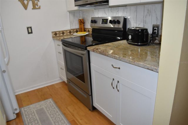 4746 AZALEA DRIVE 208C, New Port Richey, FL 34652