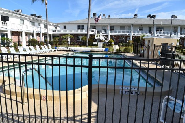 4746 AZALEA DRIVE 208C, New Port Richey, FL 34652