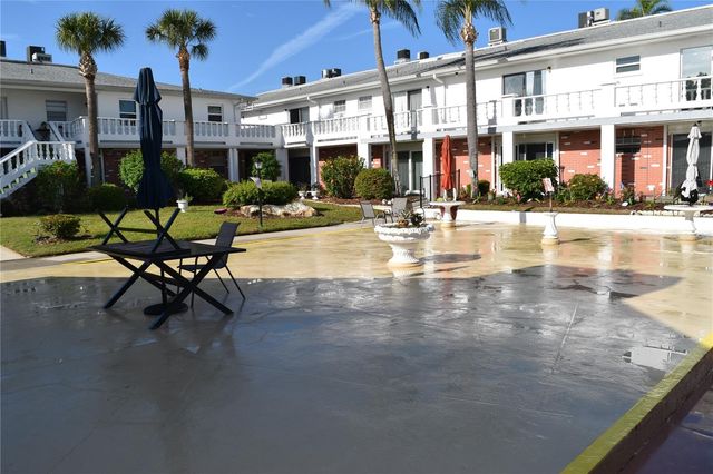 4746 AZALEA DRIVE 208C, New Port Richey, FL 34652