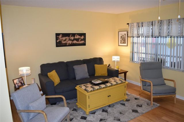 4746 AZALEA DRIVE 208C, New Port Richey, FL 34652