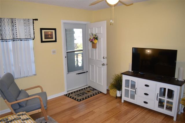 4746 AZALEA DRIVE 208C, New Port Richey, FL 34652