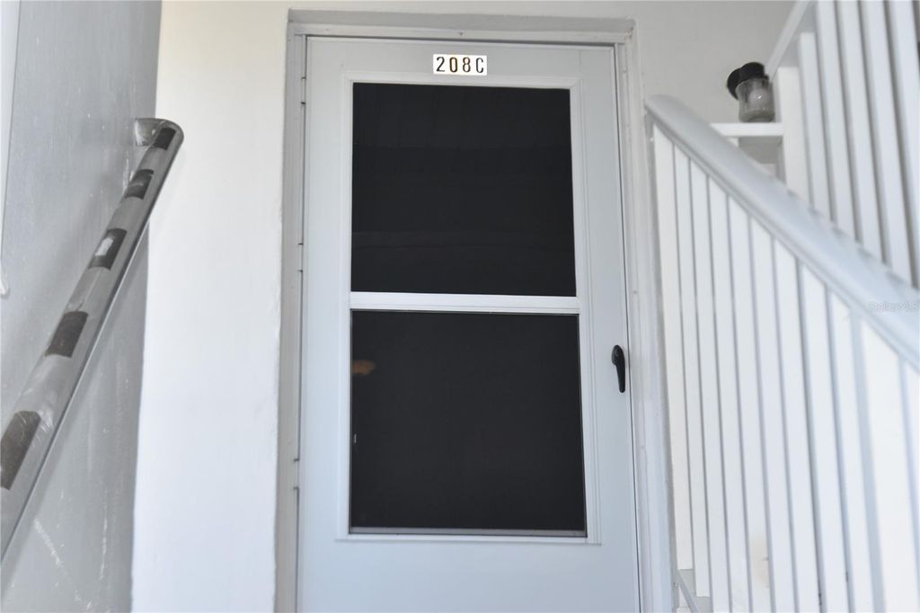 4746 AZALEA DRIVE 208C, New Port Richey, FL 34652