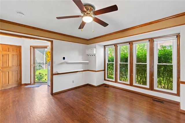 6724 N Quincy Circle, Kansas City, MO 64119
