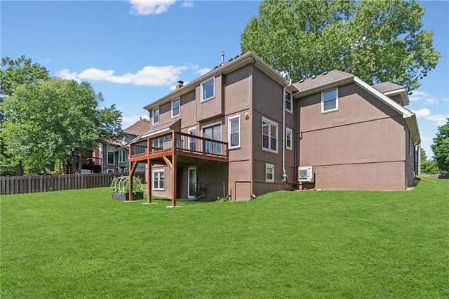 6724 N Quincy Circle, Kansas City, MO 64119