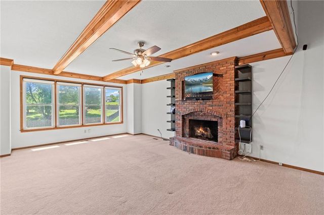 6724 N Quincy Circle, Kansas City, MO 64119