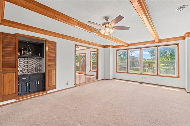6724 N Quincy Circle, Kansas City, MO 64119