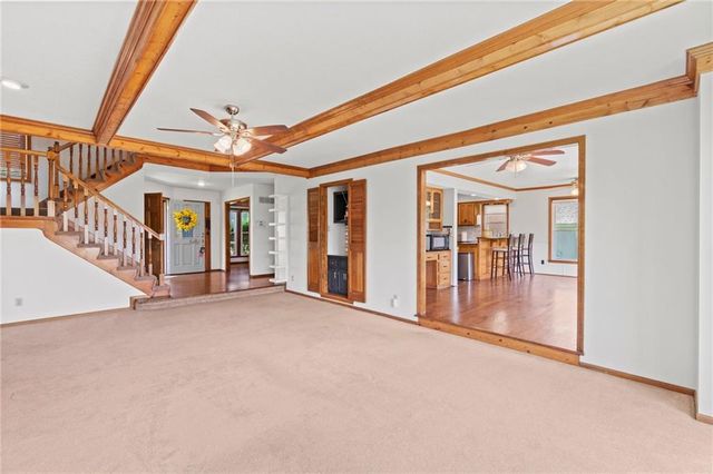 6724 N Quincy Circle, Kansas City, MO 64119