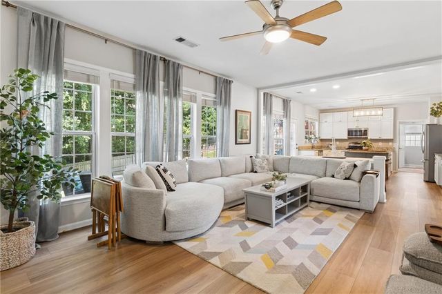 507 Elkhorn Place, Woodstock, GA 30189