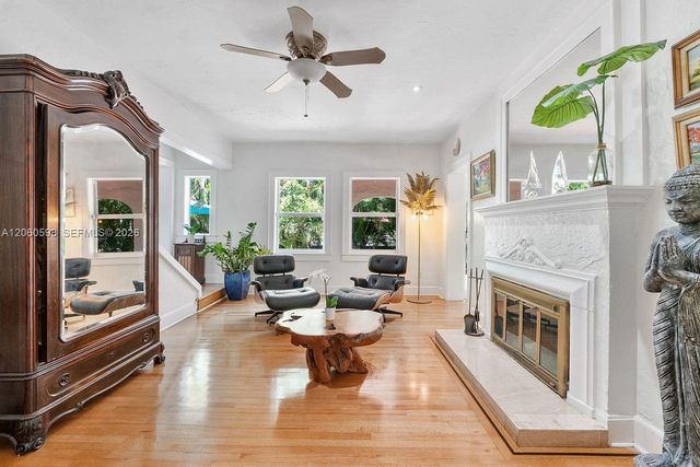 1042 Sorolla Ave, Coral Gables, FL 33134