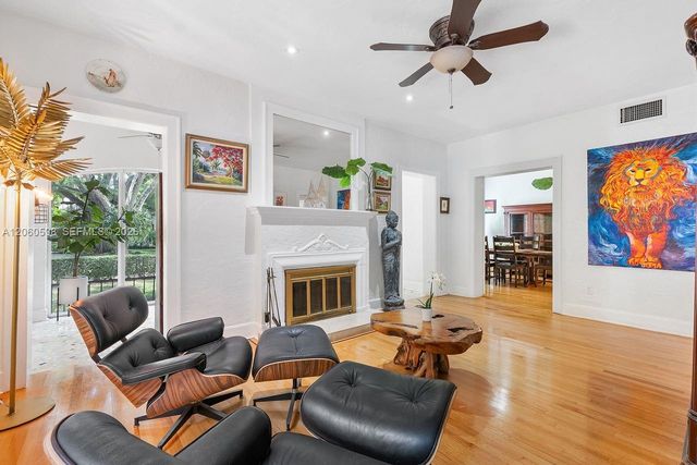 1042 Sorolla Ave, Coral Gables, FL 33134