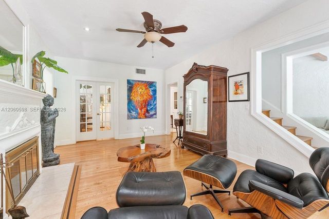 1042 Sorolla Ave, Coral Gables, FL 33134