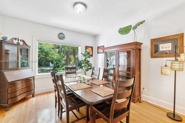 1042 Sorolla Ave, Coral Gables, FL 33134