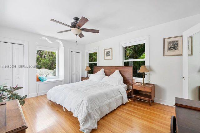 1042 Sorolla Ave, Coral Gables, FL 33134
