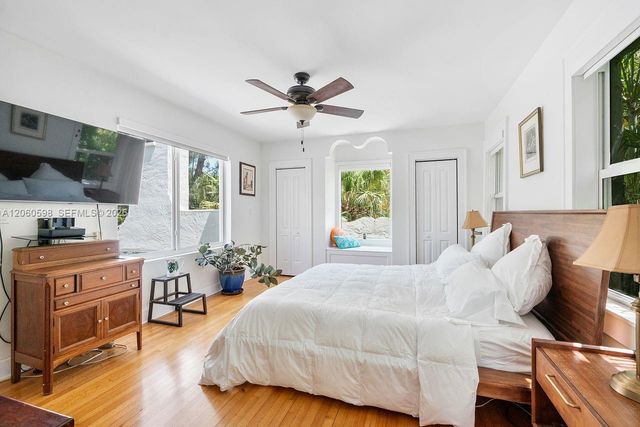 1042 Sorolla Ave, Coral Gables, FL 33134