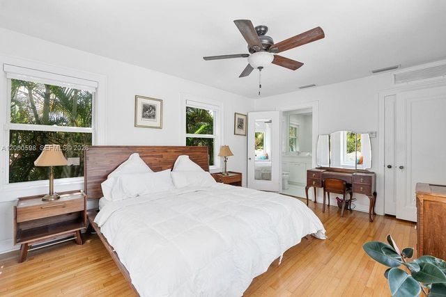 1042 Sorolla Ave, Coral Gables, FL 33134