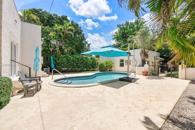1042 Sorolla Ave, Coral Gables, FL 33134