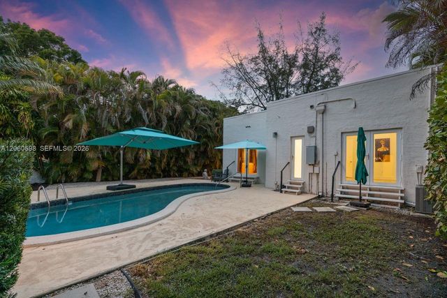 1042 Sorolla Ave, Coral Gables, FL 33134