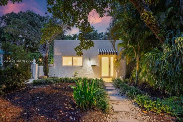 1042 Sorolla Ave, Coral Gables, FL 33134