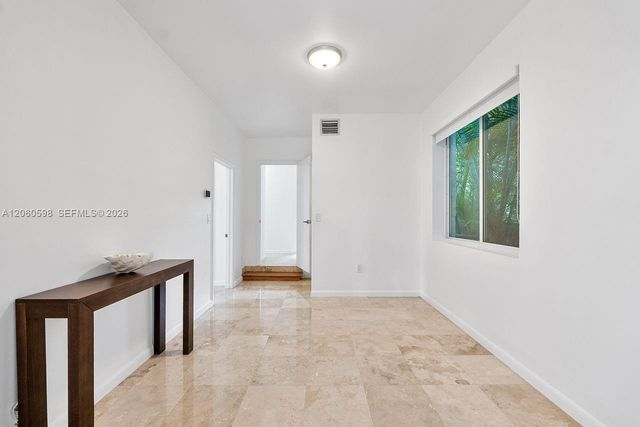 1042 Sorolla Ave, Coral Gables, FL 33134