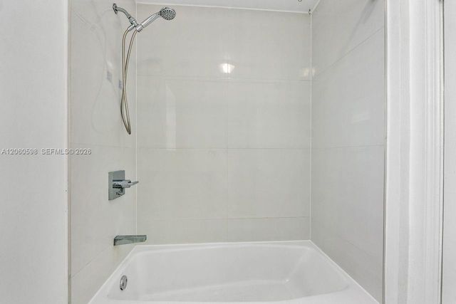 1042 Sorolla Ave, Coral Gables, FL 33134