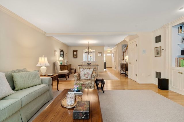 9 Highcroft Way 9, Hopkinton, MA 01748