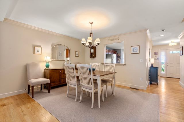 9 Highcroft Way 9, Hopkinton, MA 01748