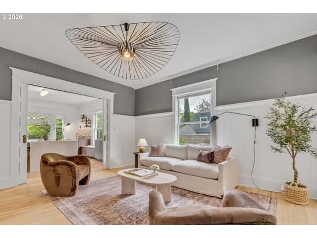 1927 Ne 24TH Ave, Portland, OR 97212