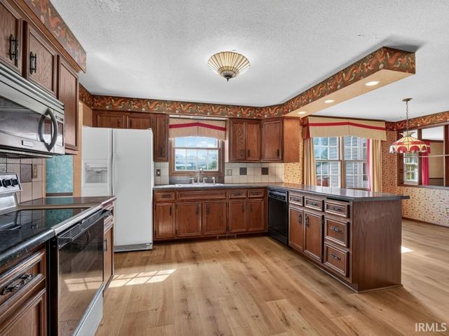 6610 Laurelwood Cove, Fort Wayne, IN 46835