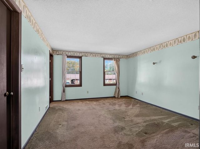 6610 Laurelwood Cove, Fort Wayne, IN 46835