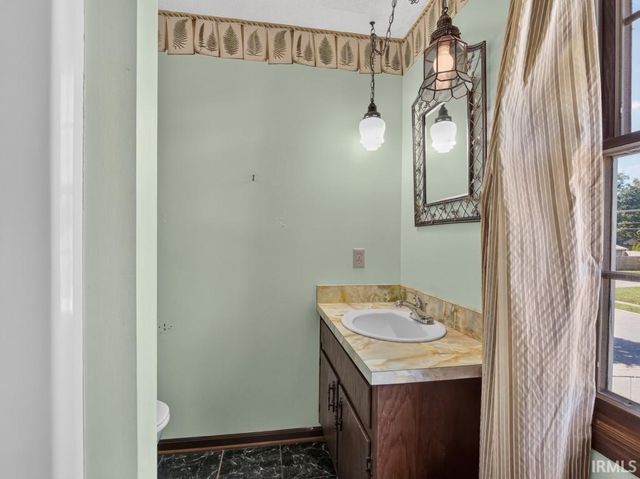 6610 Laurelwood Cove, Fort Wayne, IN 46835