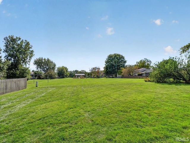 6610 Laurelwood Cove, Fort Wayne, IN 46835