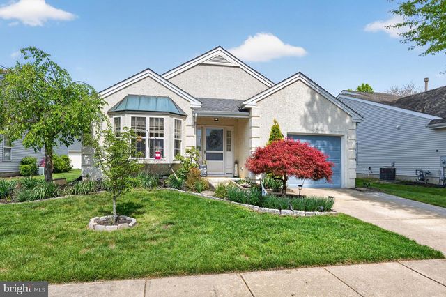 413 ASTER PL, Mount Laurel, NJ 08054
